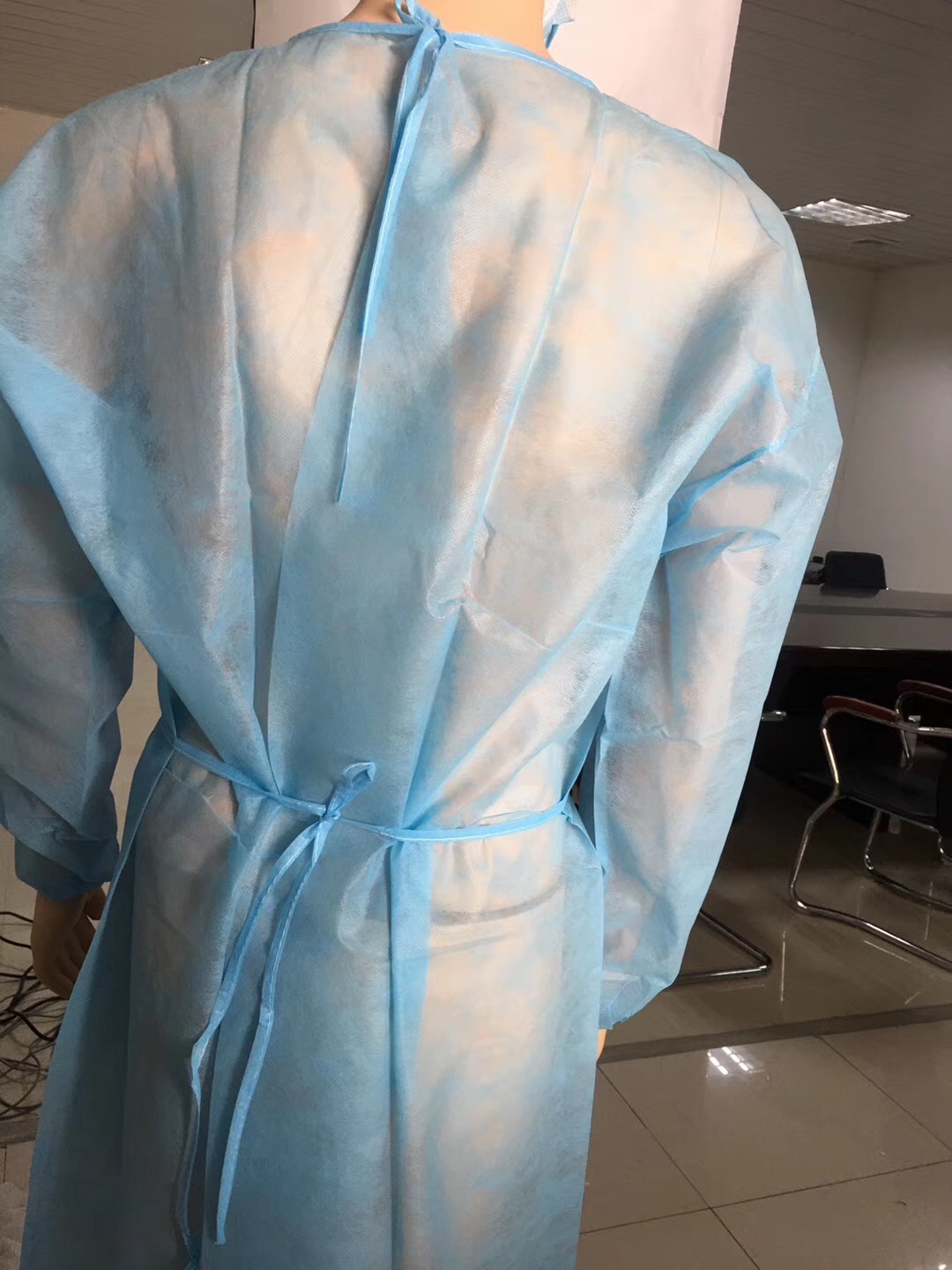 Non-woven Disposable Gown Surgical Gown 3