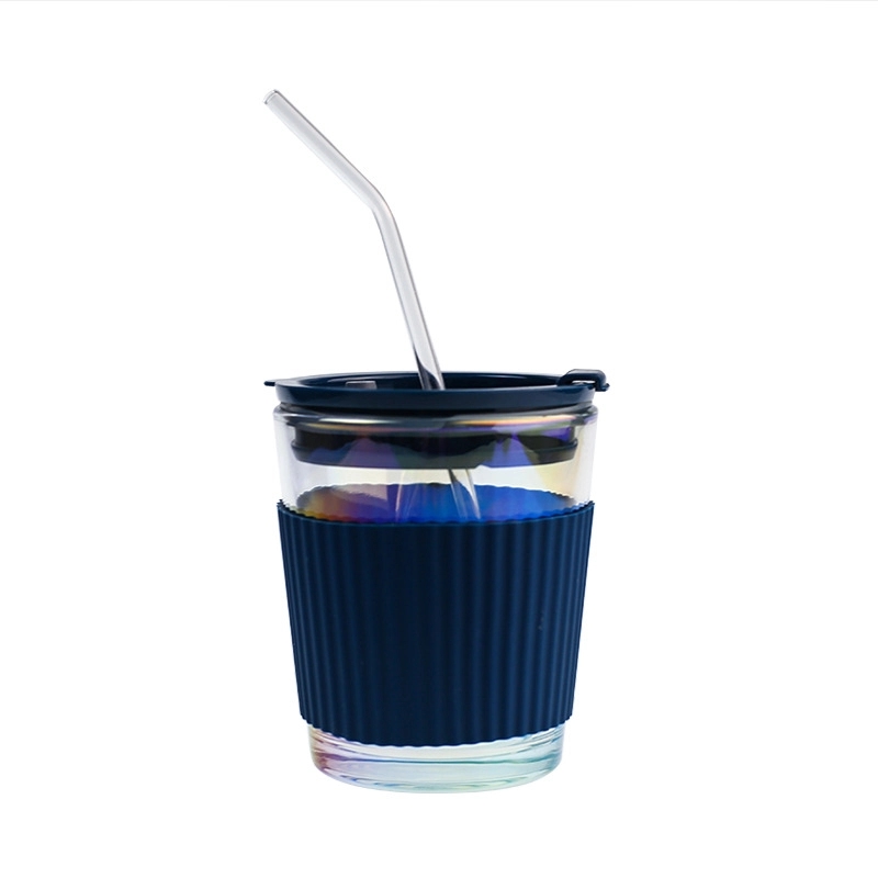 Glass Tumblers with Lids and Straws 3