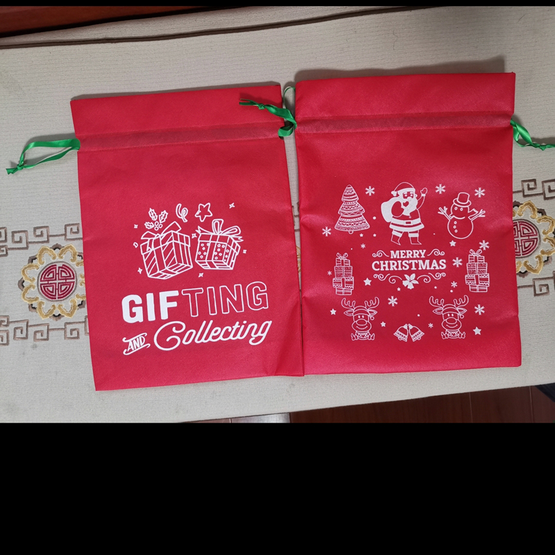 70gsm Quality Non woven Candy Pouch for Christmas 5