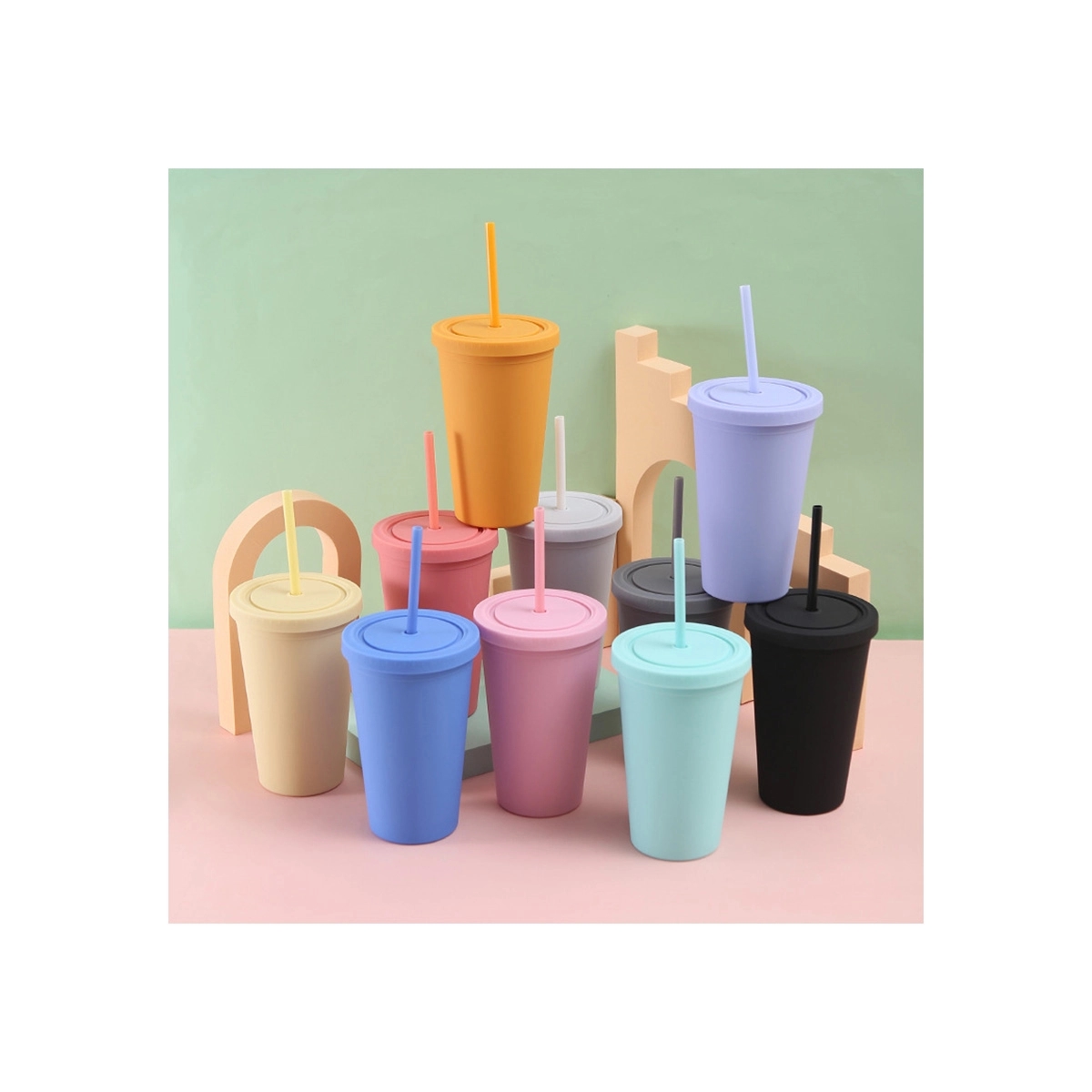 16Oz Colored Acrylic Cups With Lids And Straws 3
