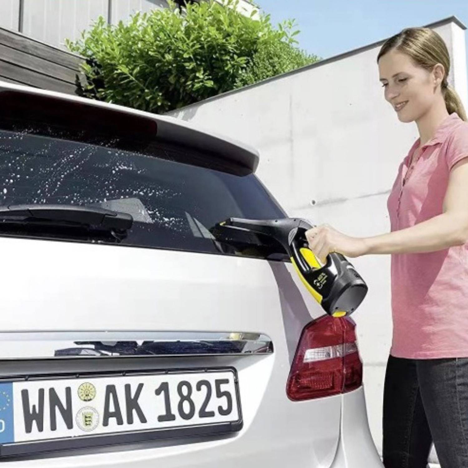 Handheld Window Vacuum Squeegee Cordless 7