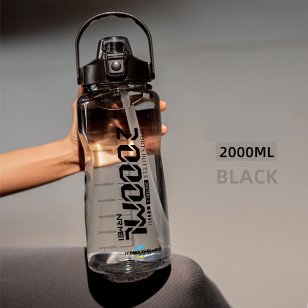 Large-capacity sports water bottle 1