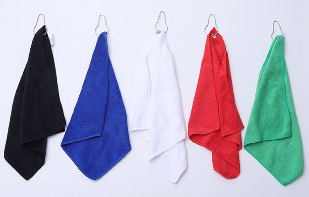 Deluxe Hemmed Golf Towel 4