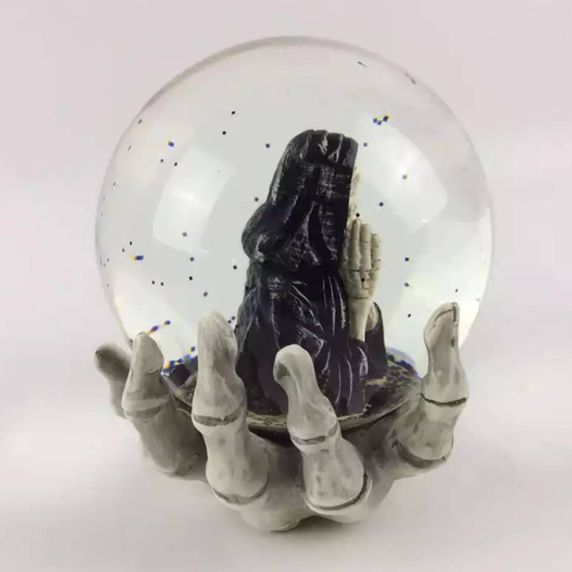 Custom Halloween Resin Skull Snow Globe 2