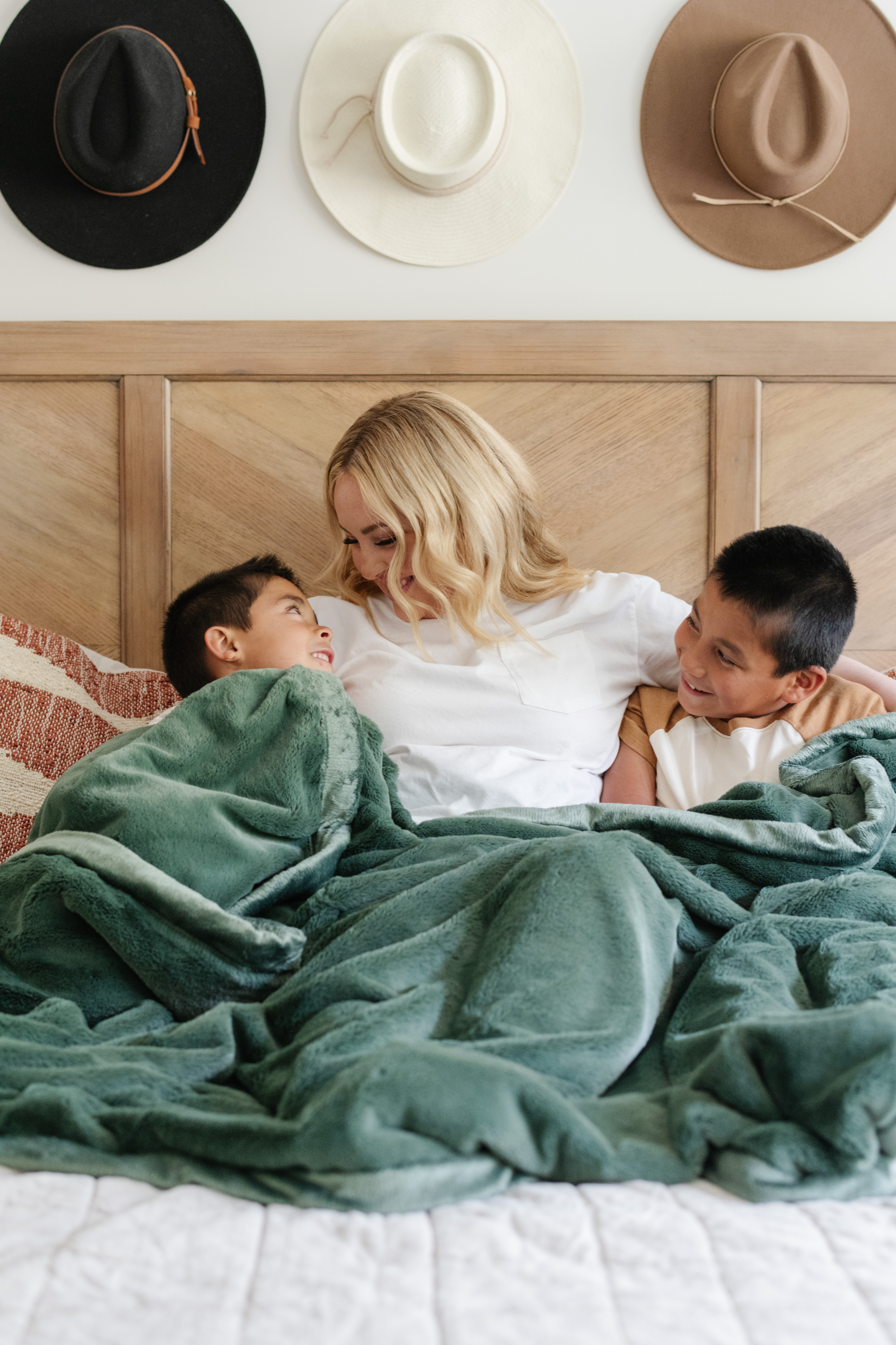 Lush Hunter Green-XL Luxury Blanket (60x80) 1