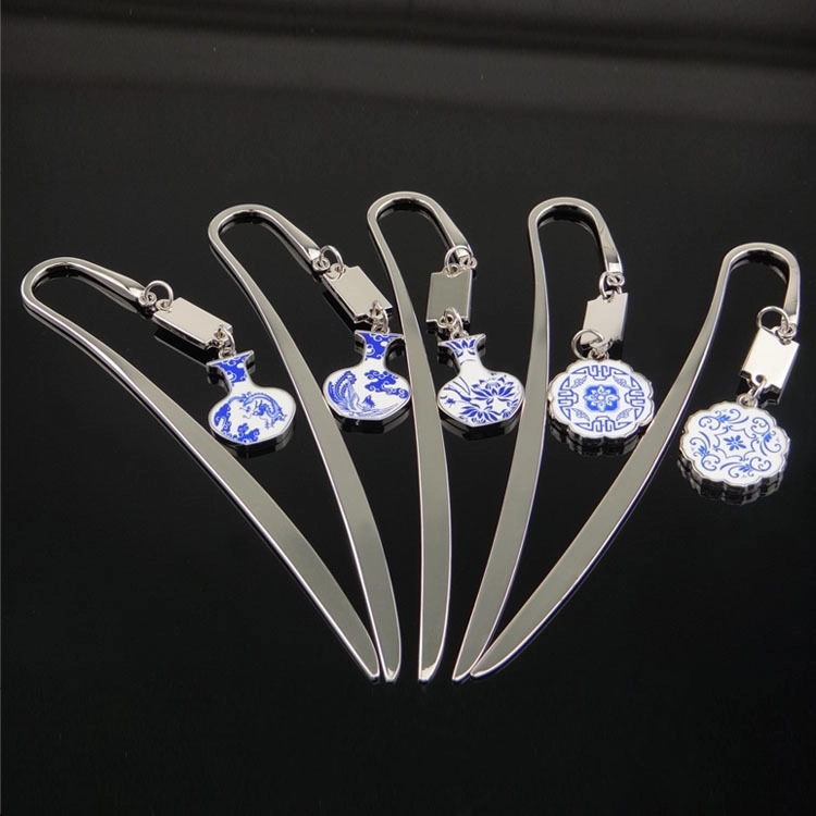 Blue and white porcelain bookmark 2