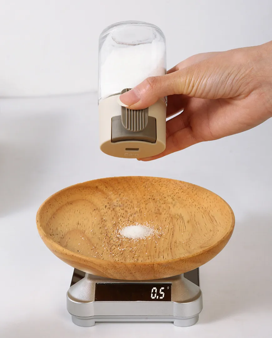 Press-type sealed condiment bottle & spice containers 3