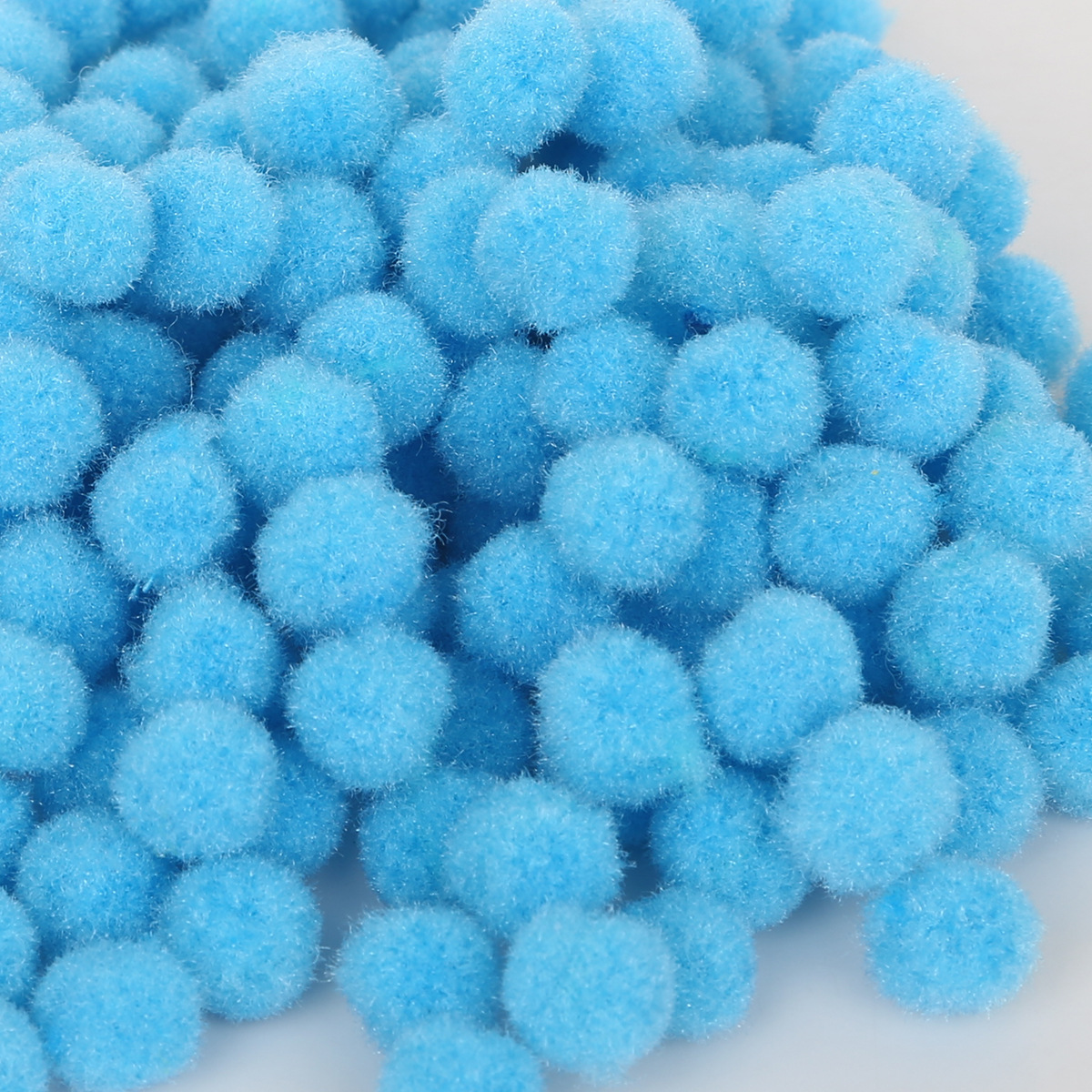 Soft and Fluffy Craft Pom Pom Balls ( 500 pieces ) 14