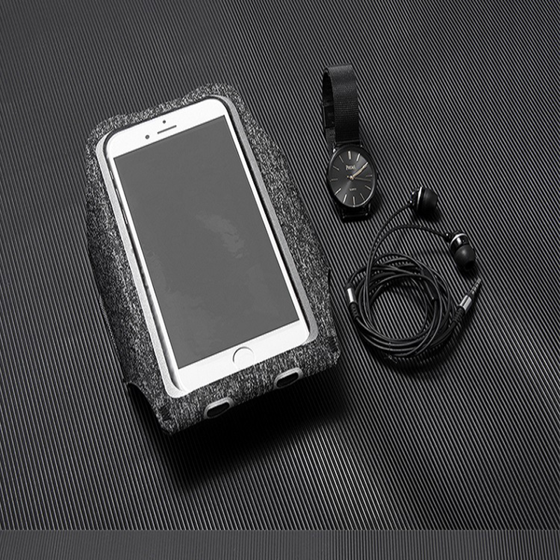 Water Resistant Running Phone Armband 2