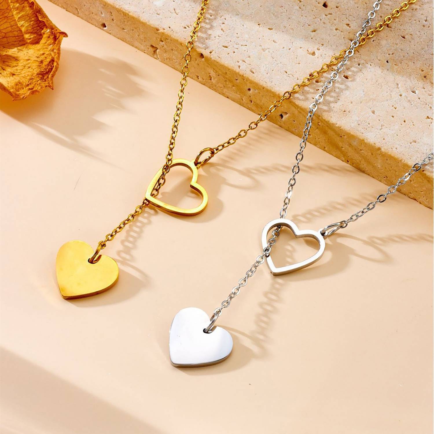 Hollow Out Heart-shaped Sliding Necklace 4