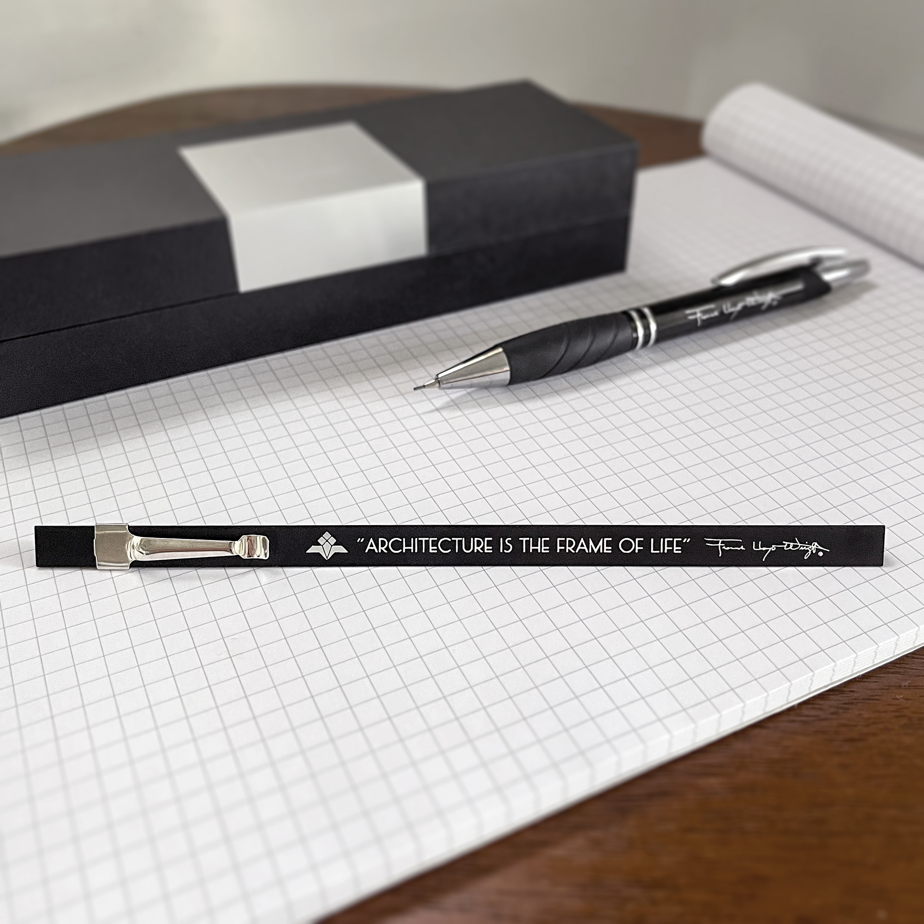 Executive GIFT SET w/ Engineer Pocket Scale and durable ABS plastic 5-in-1 work pen 6