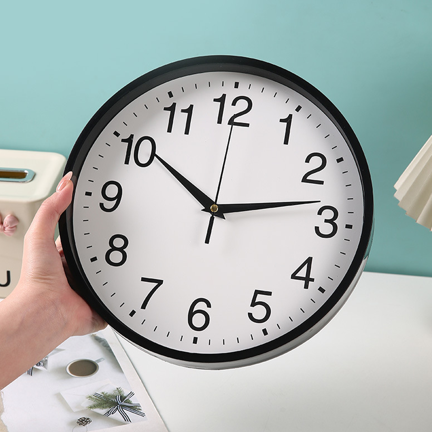 Silent Battery Operated Plastic Wall Clock 7