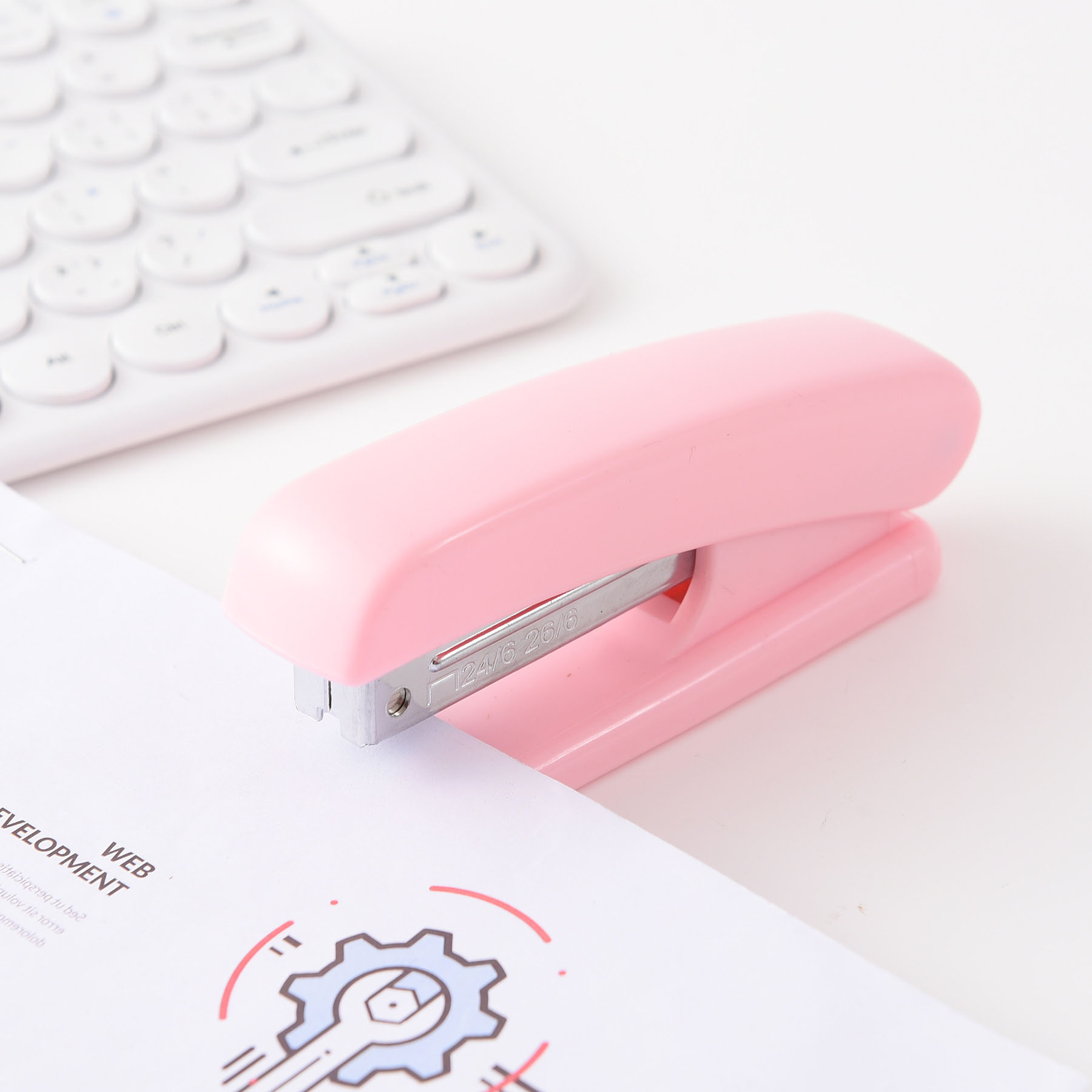 Multi-functional Small Stapler 4
