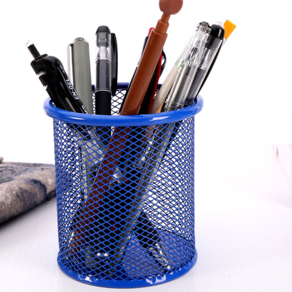 Cylindrical Pen/Pencil Cup 2