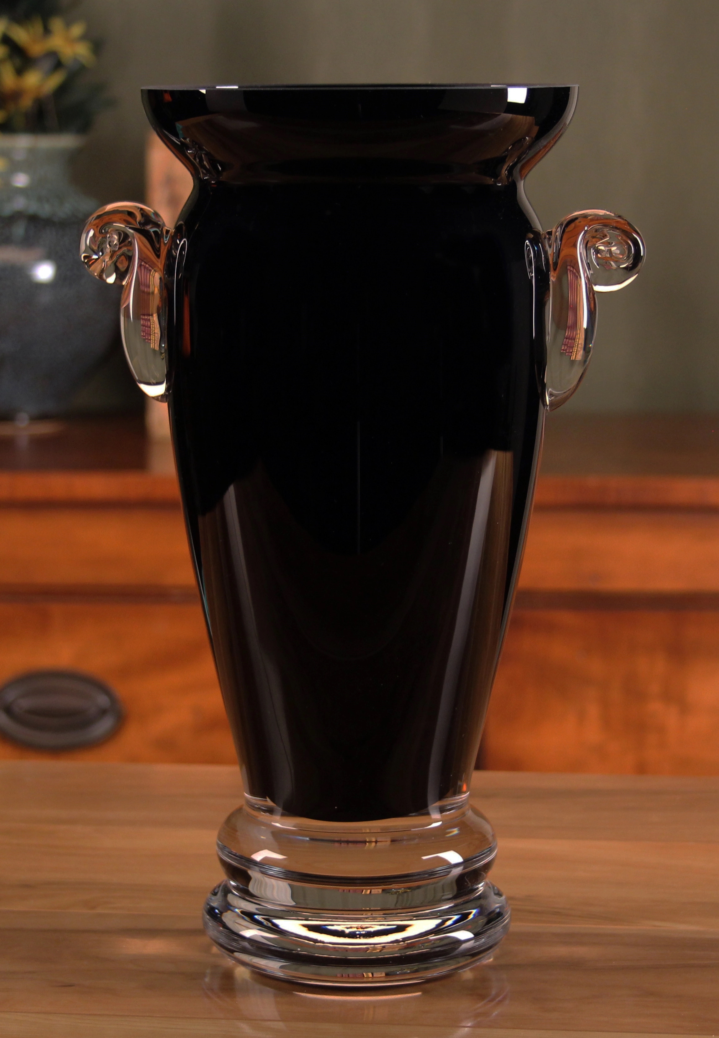 Avalon Trophy Cup - Black 3
