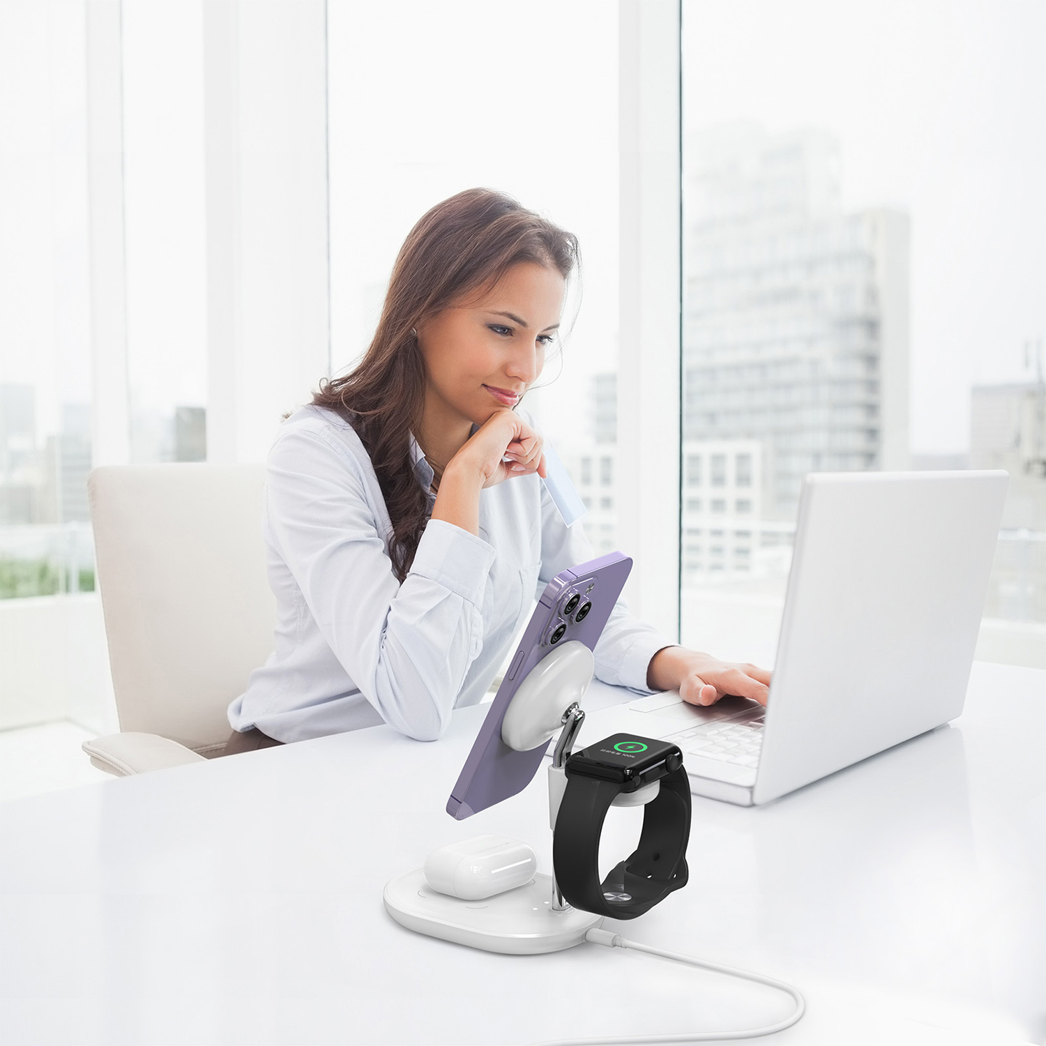 3 in 1 Smart Magnetic Wireless Charger Stand 4