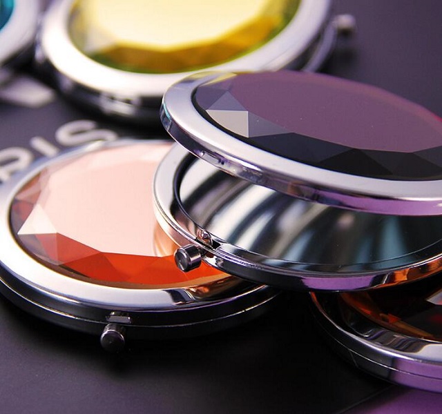 Crystal Metal Frame Pocket Mirror 2