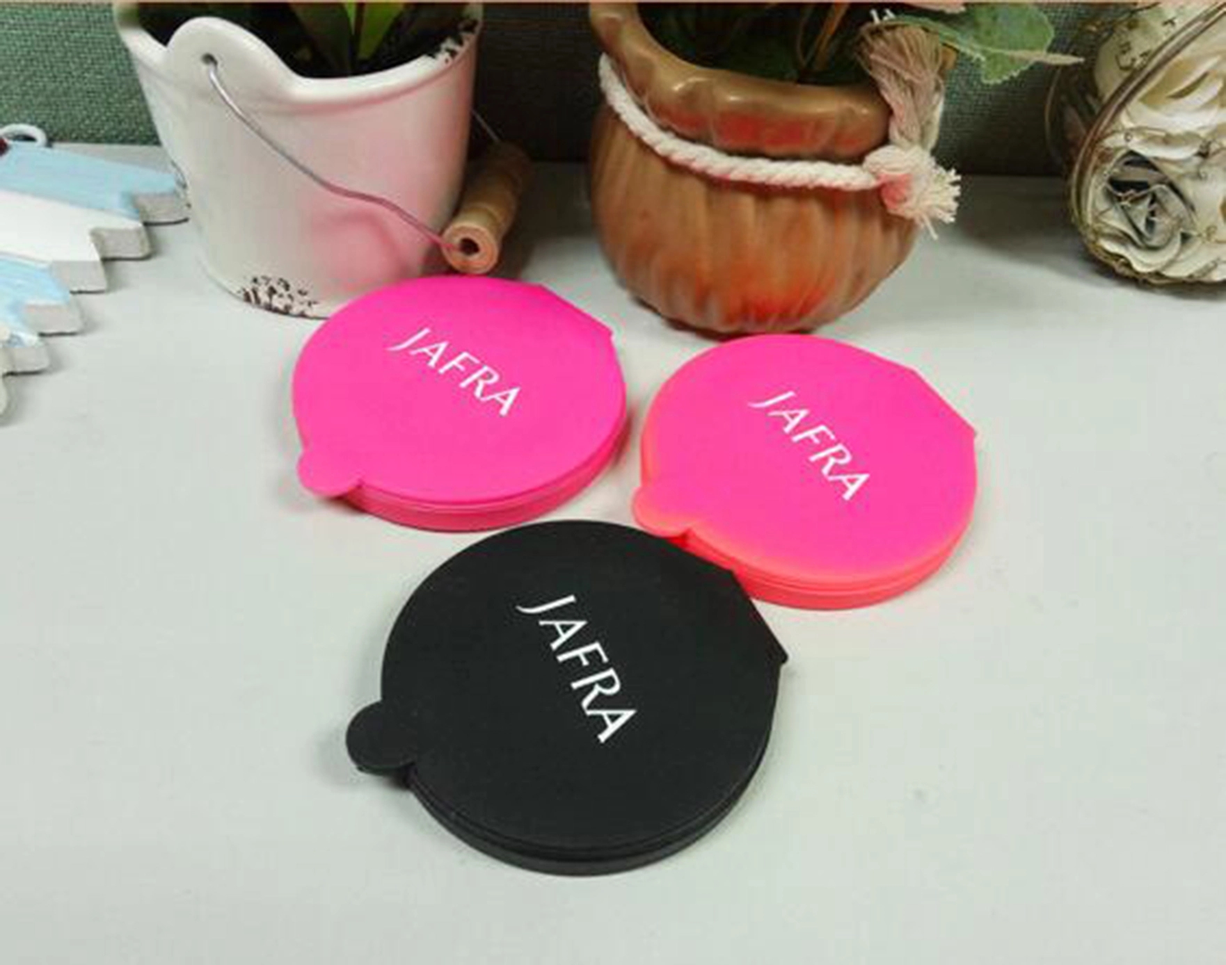 Foldable Silicone Makeup Mirror 7