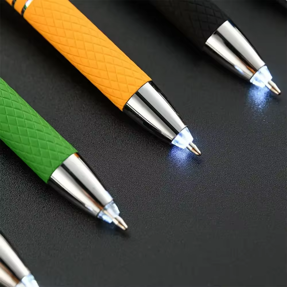 Flashlight Pen 1