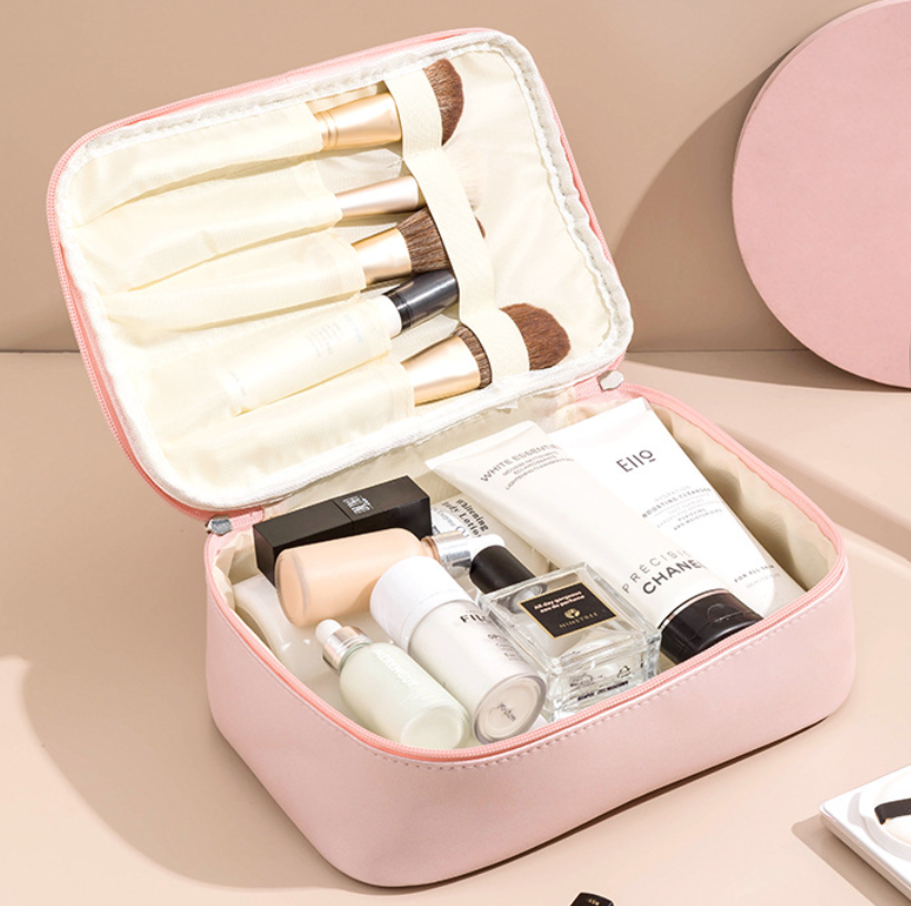 PU Leather Waterproof Travel Toiletry Storage Bag 3