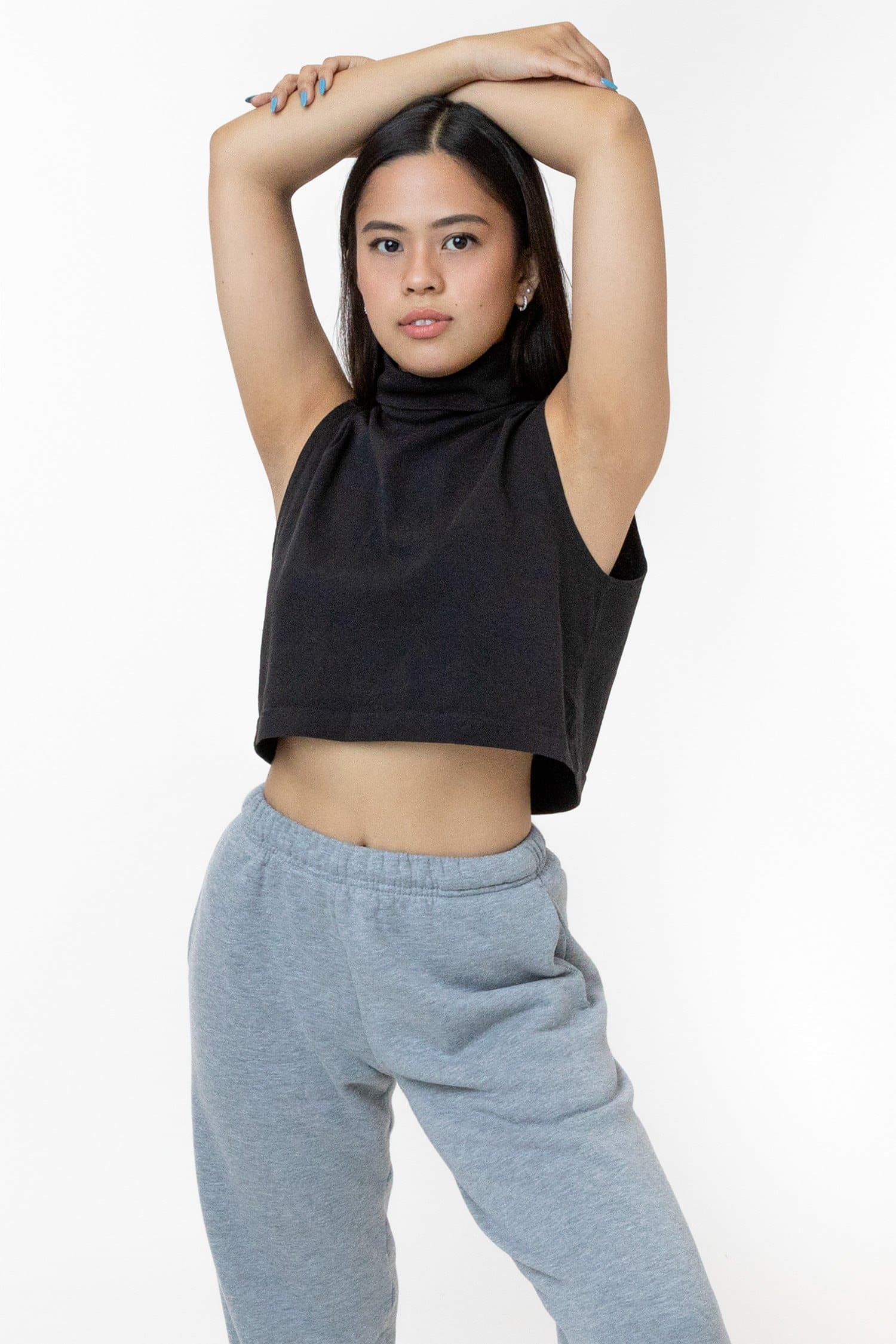 SLEEVELESS TURTLENECK CROP 5