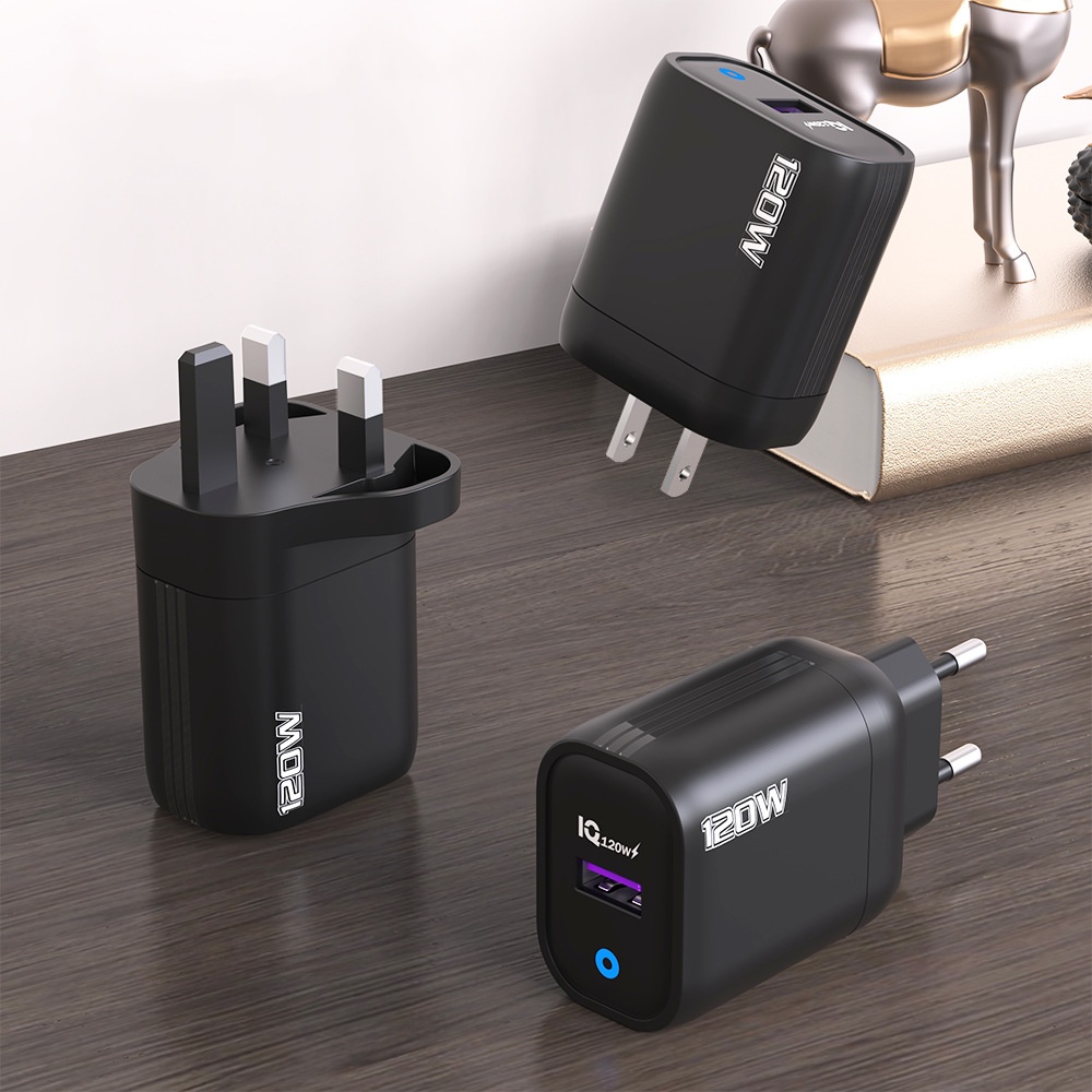 Oval-Shaped USB Wall Charger 3