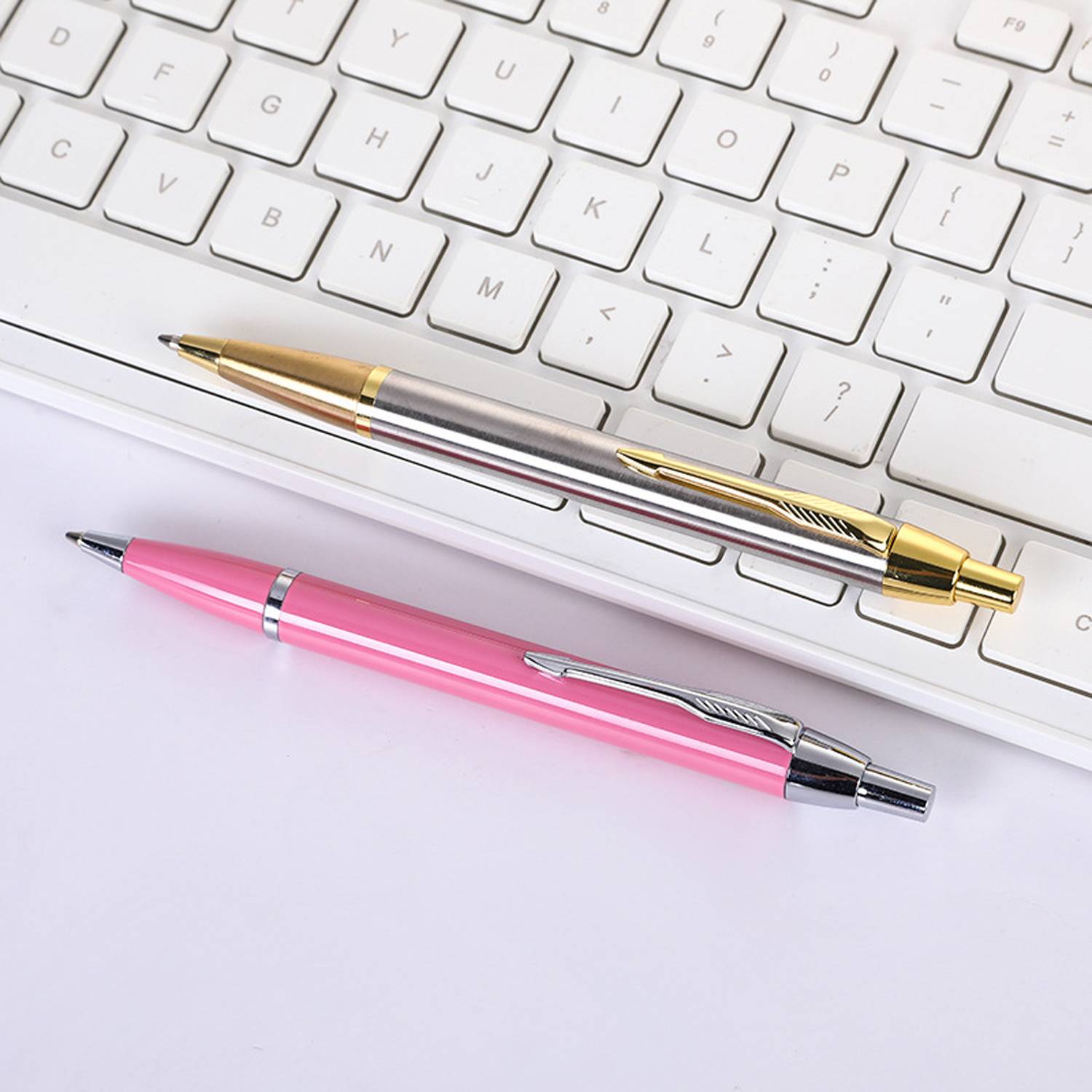Retractable Metal Ballpoint Pen 2