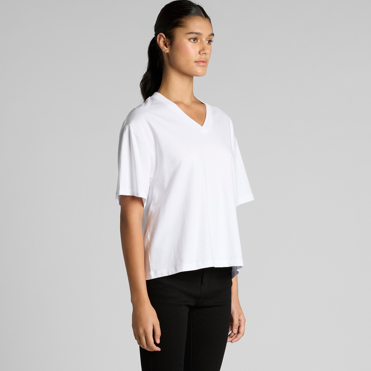 Wo's Martina V Neck Tee | 4095 13