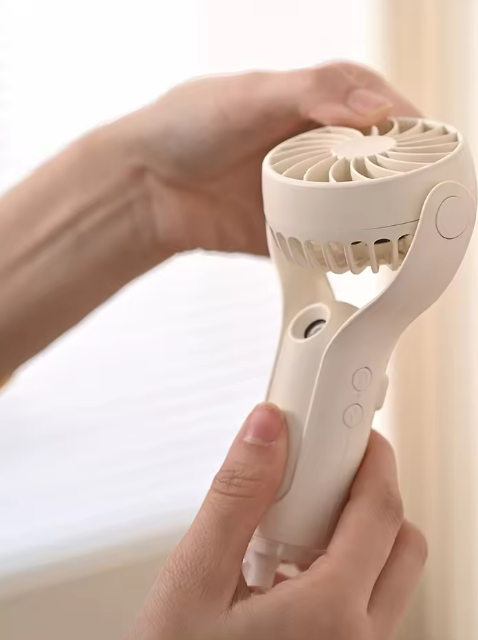 Desktop Mini Handheld Humidifying Misting Fan 2