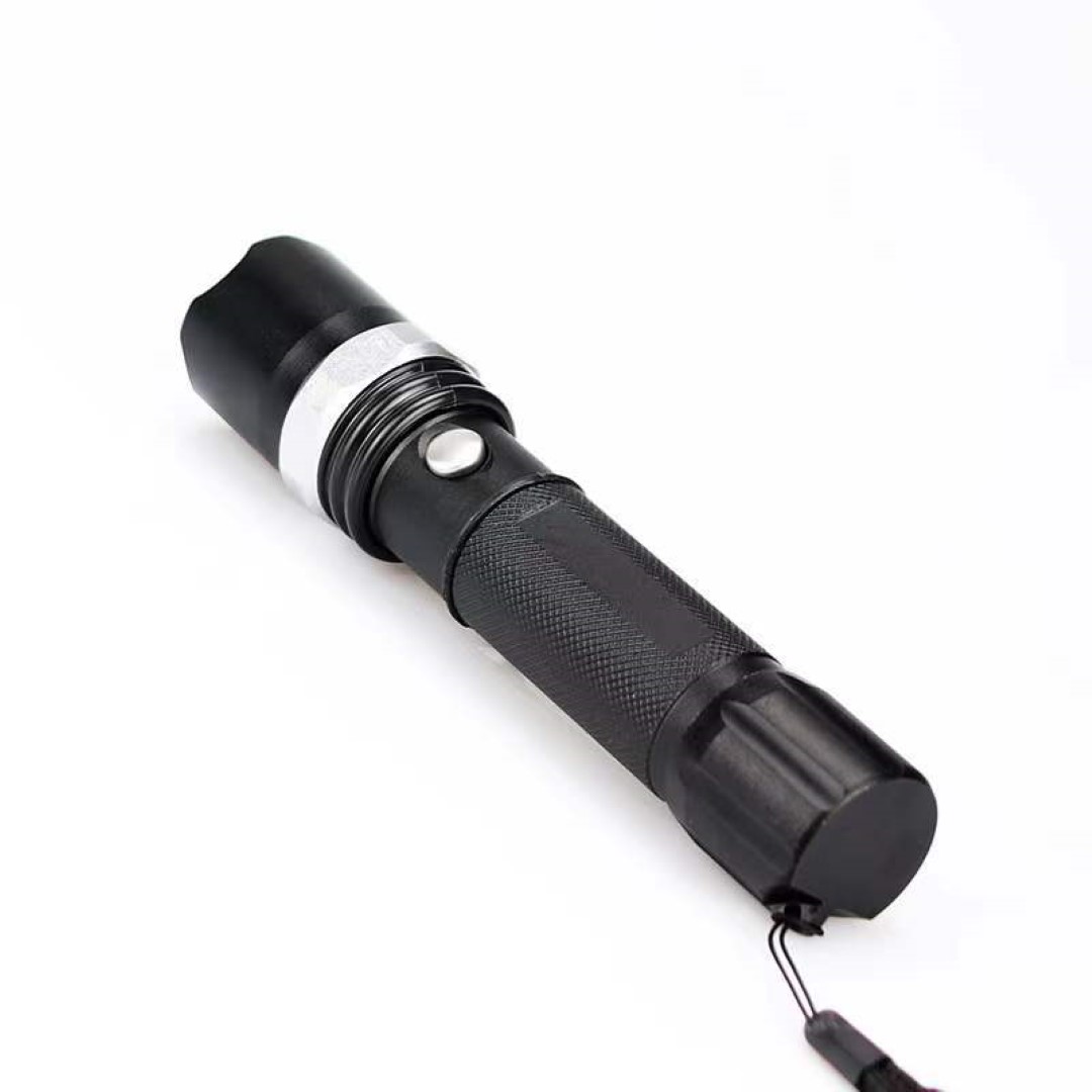 Aluminum Alloy Outdoor Flashlight 6