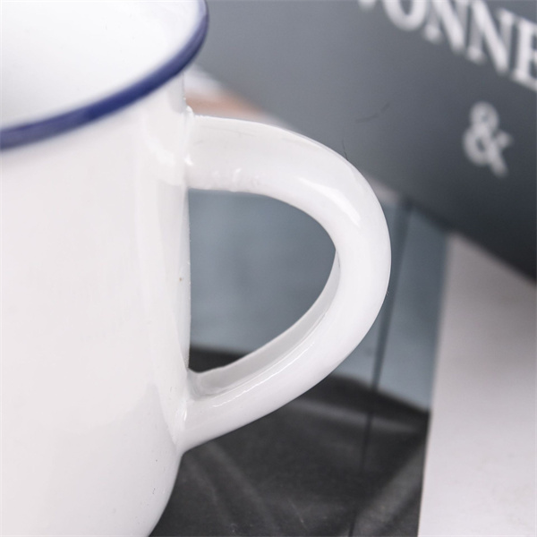 Retro Imitation Enamel Mug 4
