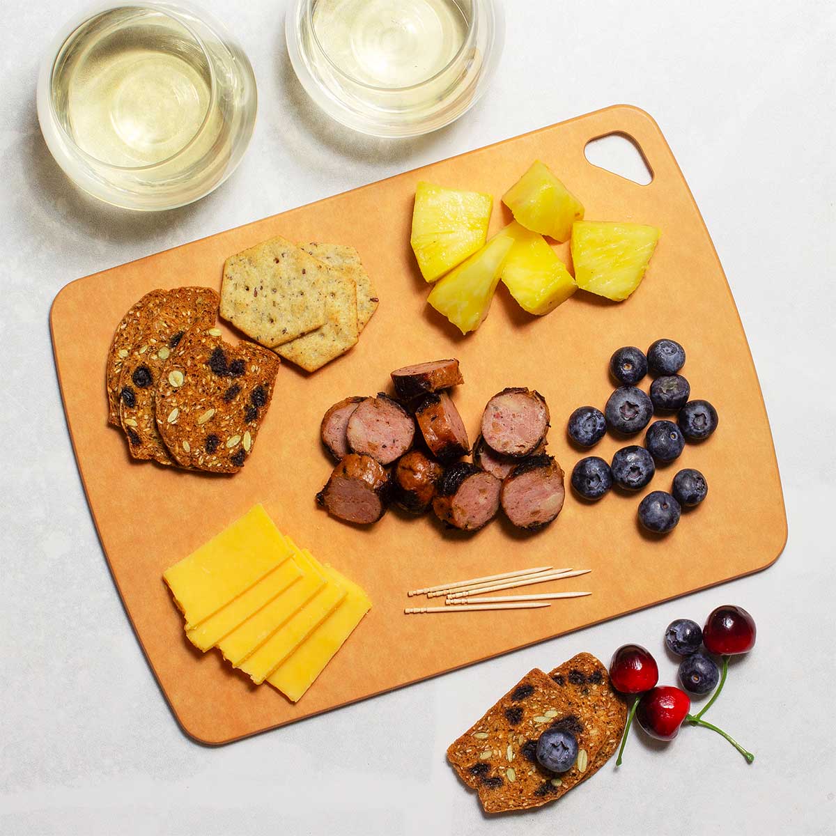 Vellum™ Wood Fiber Cutting Board 4