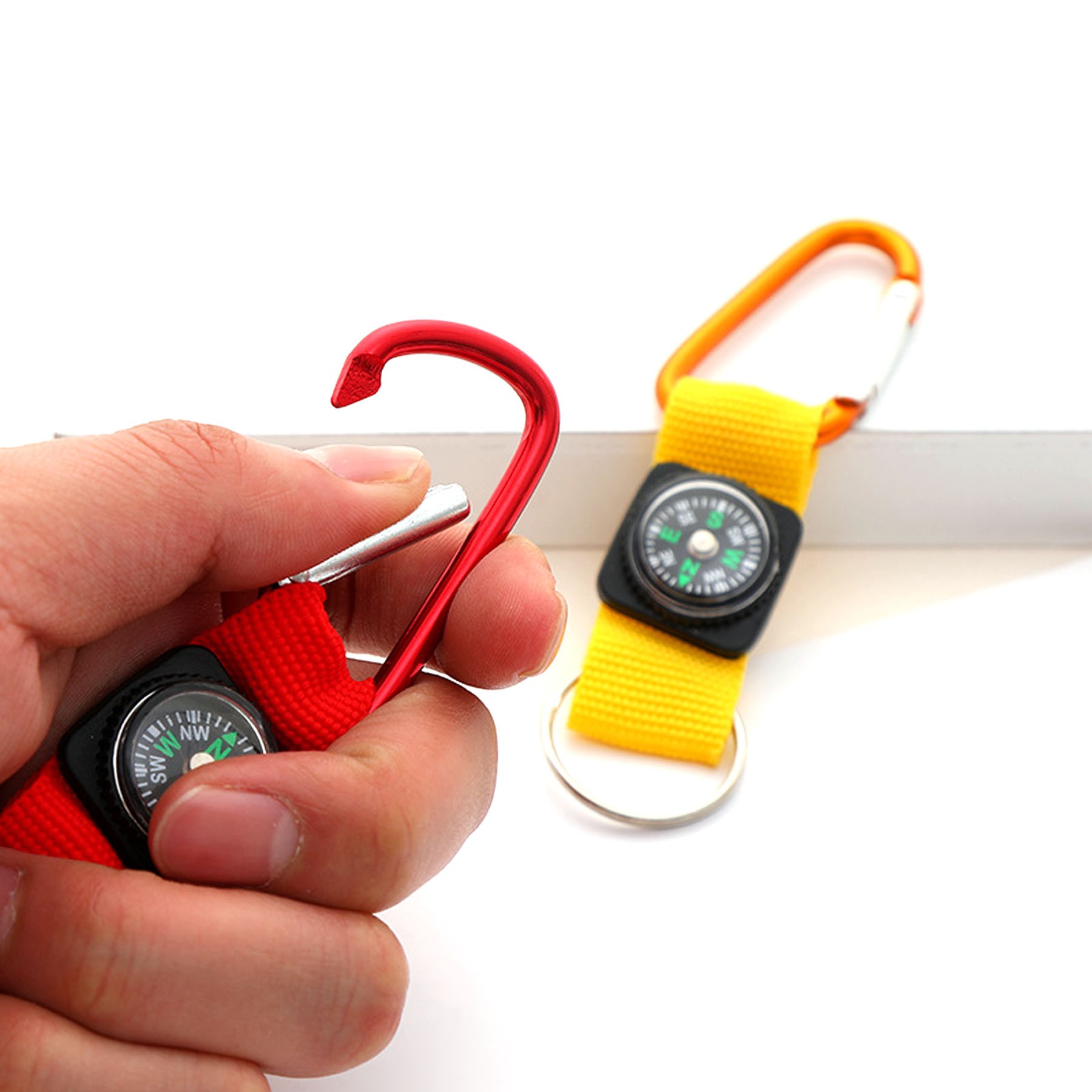 Mountaineering Carabiner With Compass 2
