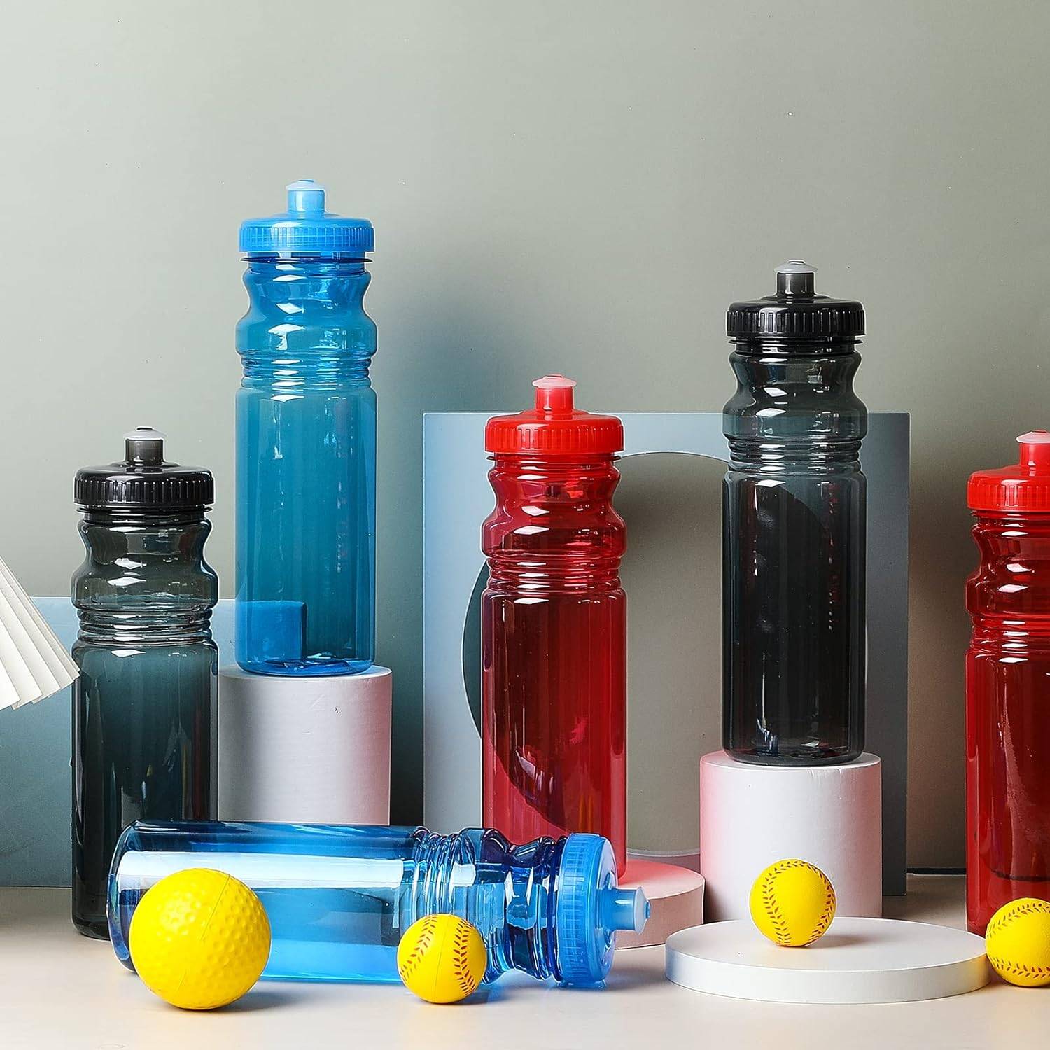 24Oz Lightweight Reusable Plastic Sport Bottle 2
