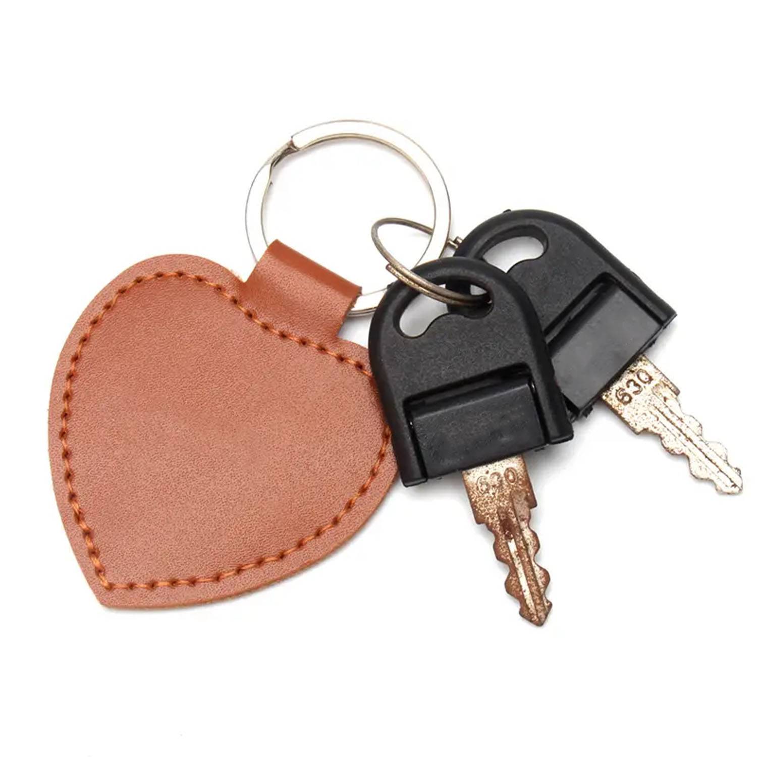 PU Leather Heart Shaped Keychain 5