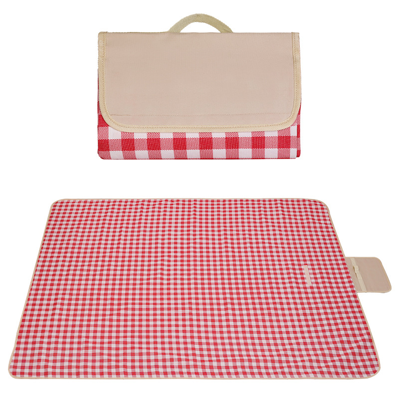 The Roll-up Picnic Blanket 12