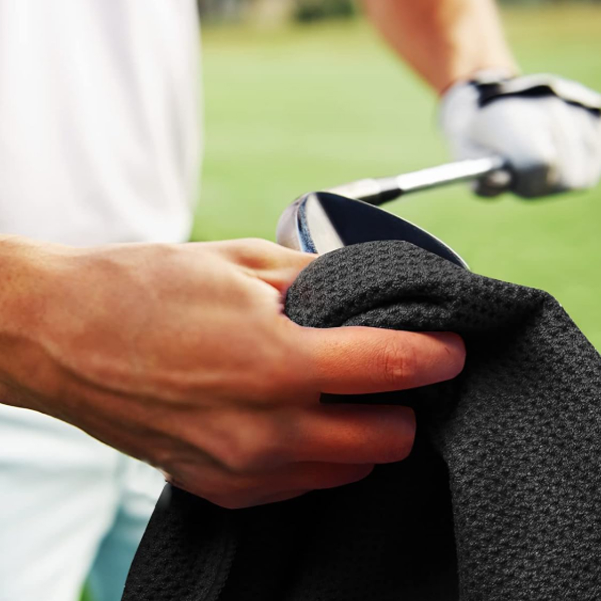 Magnetic Microfiber Golf Towel 5