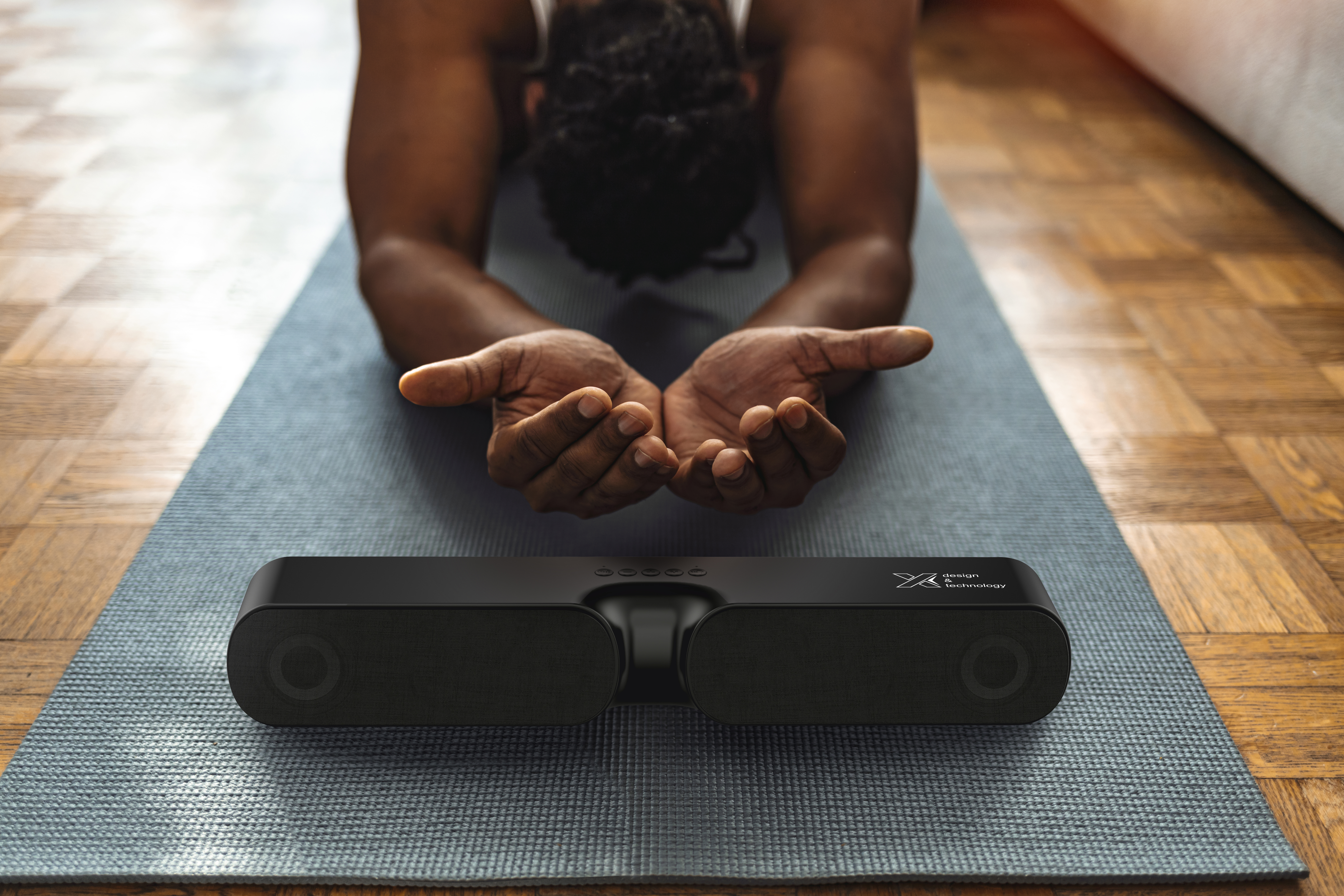 SCX Innovative Design™ Sound Bar 2X5W 53