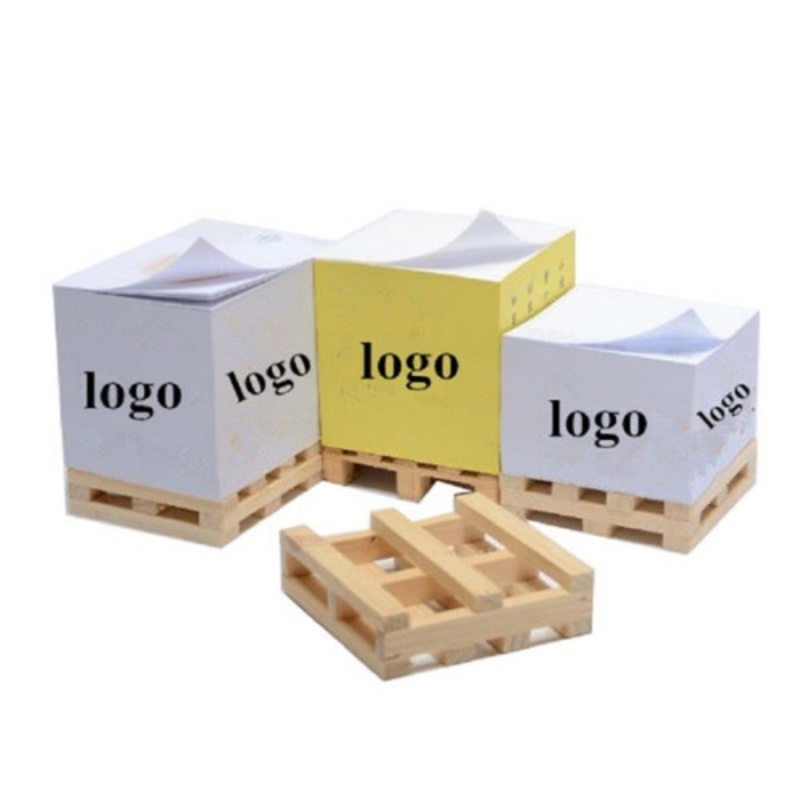 Customized Small Pallet Sticky Note Cube with Wood Pallet 1