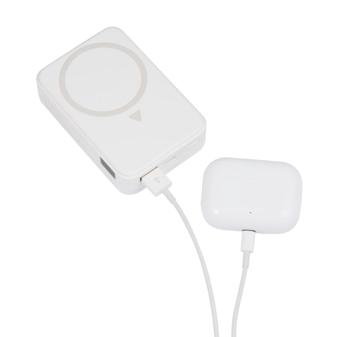 Quik Stand 10000 mAh MagClick™ Wireless Power Bank 6