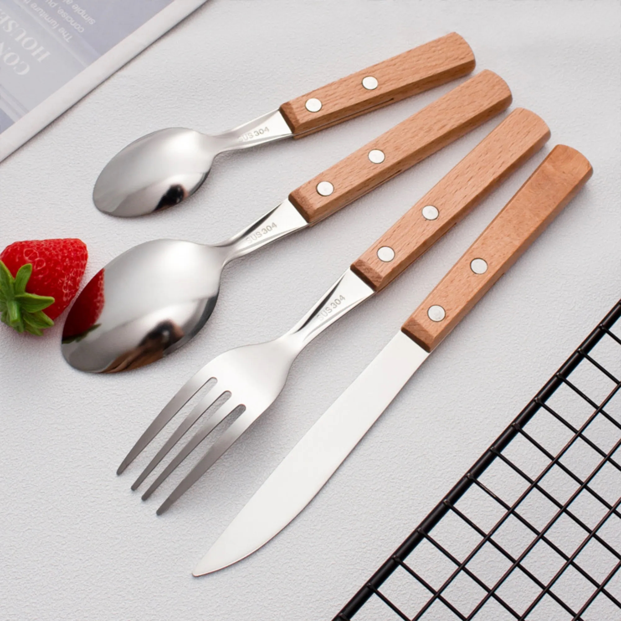 Stainless Steel And Beechwood Flatware Set Premium Tableware 3