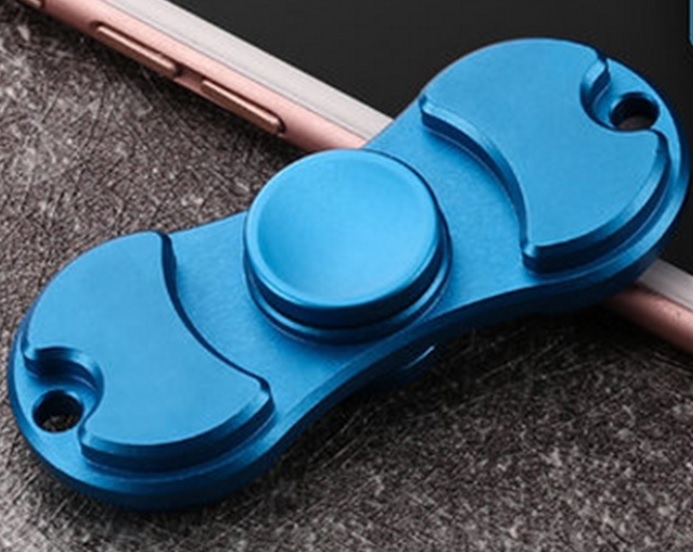 SM00199 - Metal EDC Sensory Hand Fidget Spinner Toy with Tin Box 2
