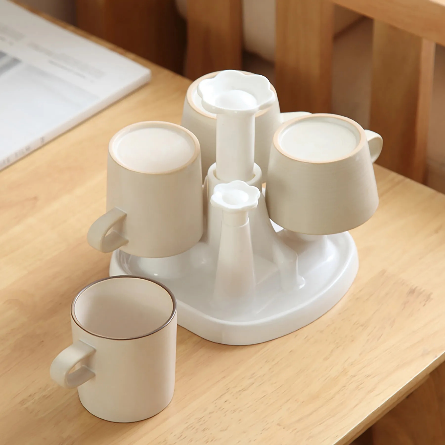 Plastic Small Household Drain Cup Holder 6