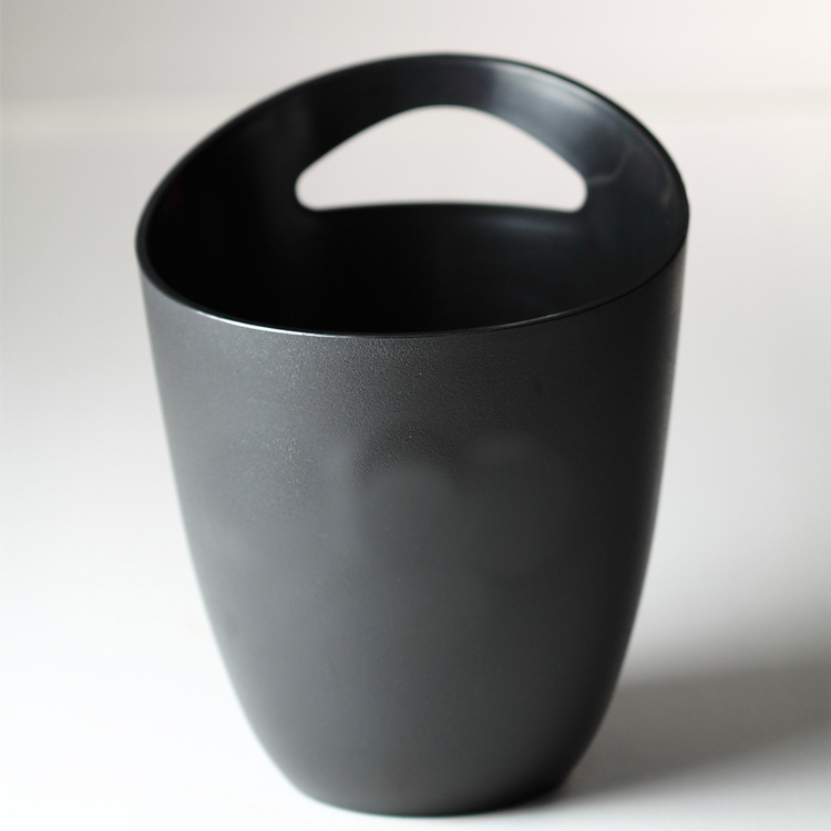 2.5L Plastic Ice Bucket 11