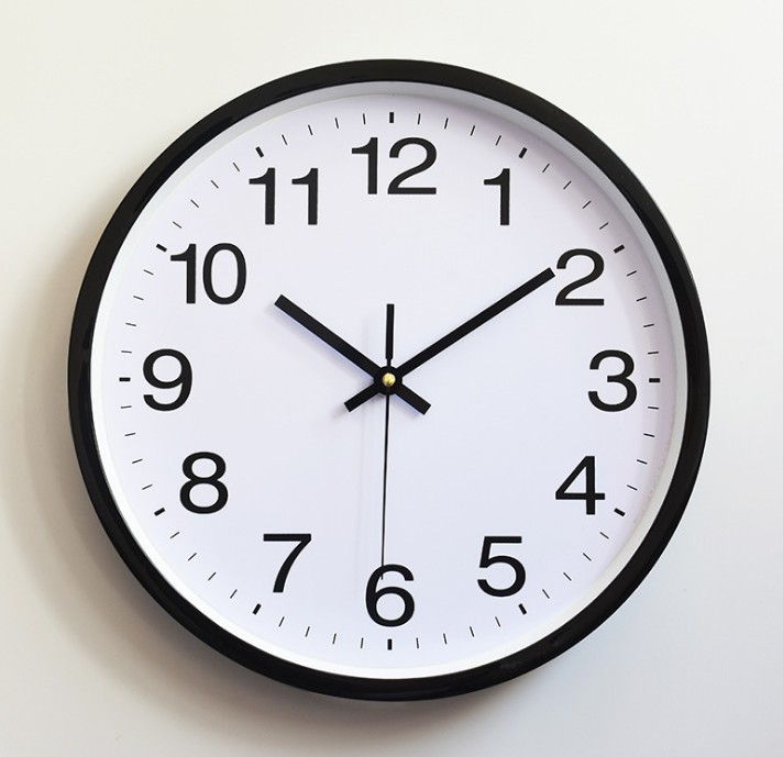 12 inch Round Wall Clock 7