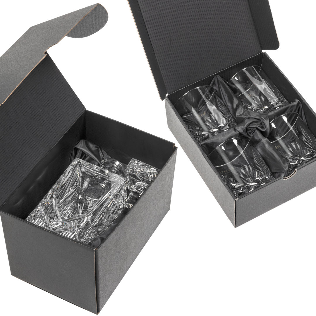 Cavanaugh Square Decanter Set 3