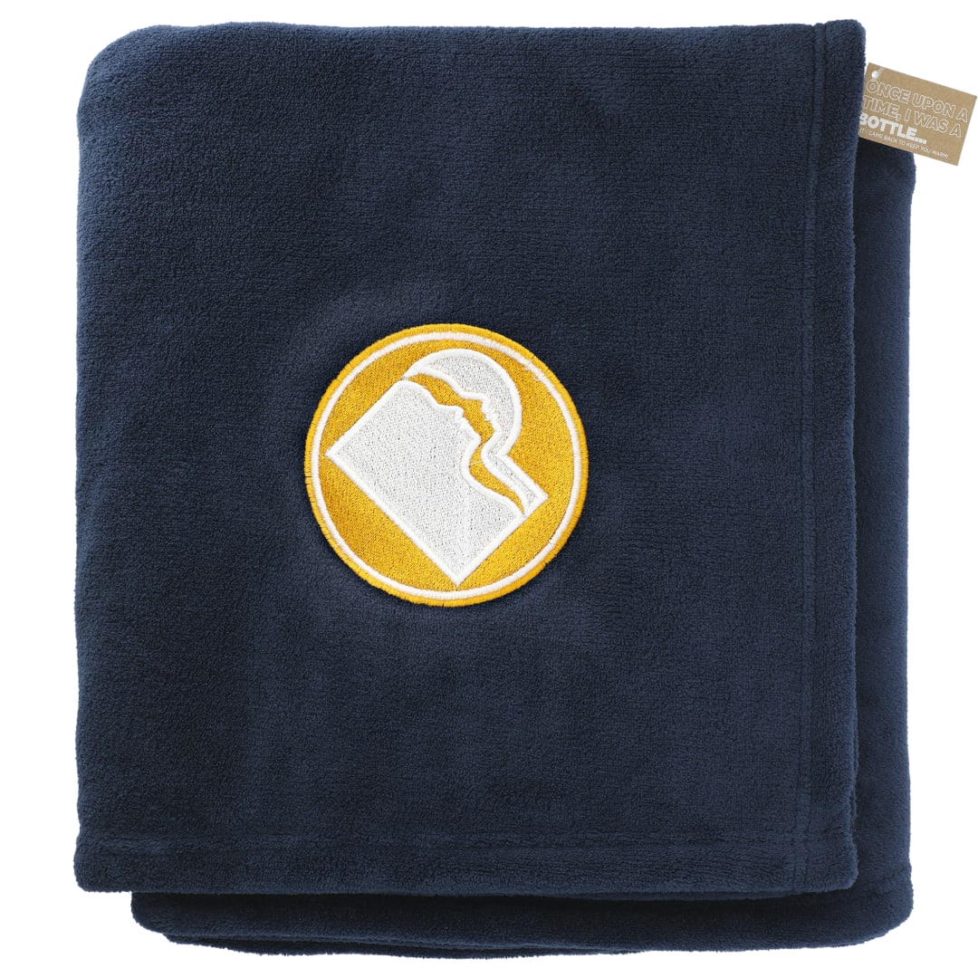 Recycled PET Oversized Coral Fleece Blanket 11