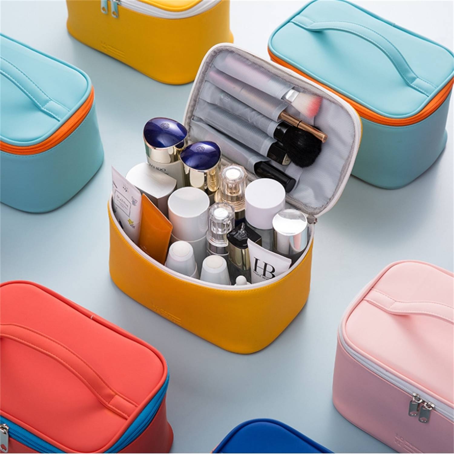 PU Leather Portable Cosmetics Bag 3