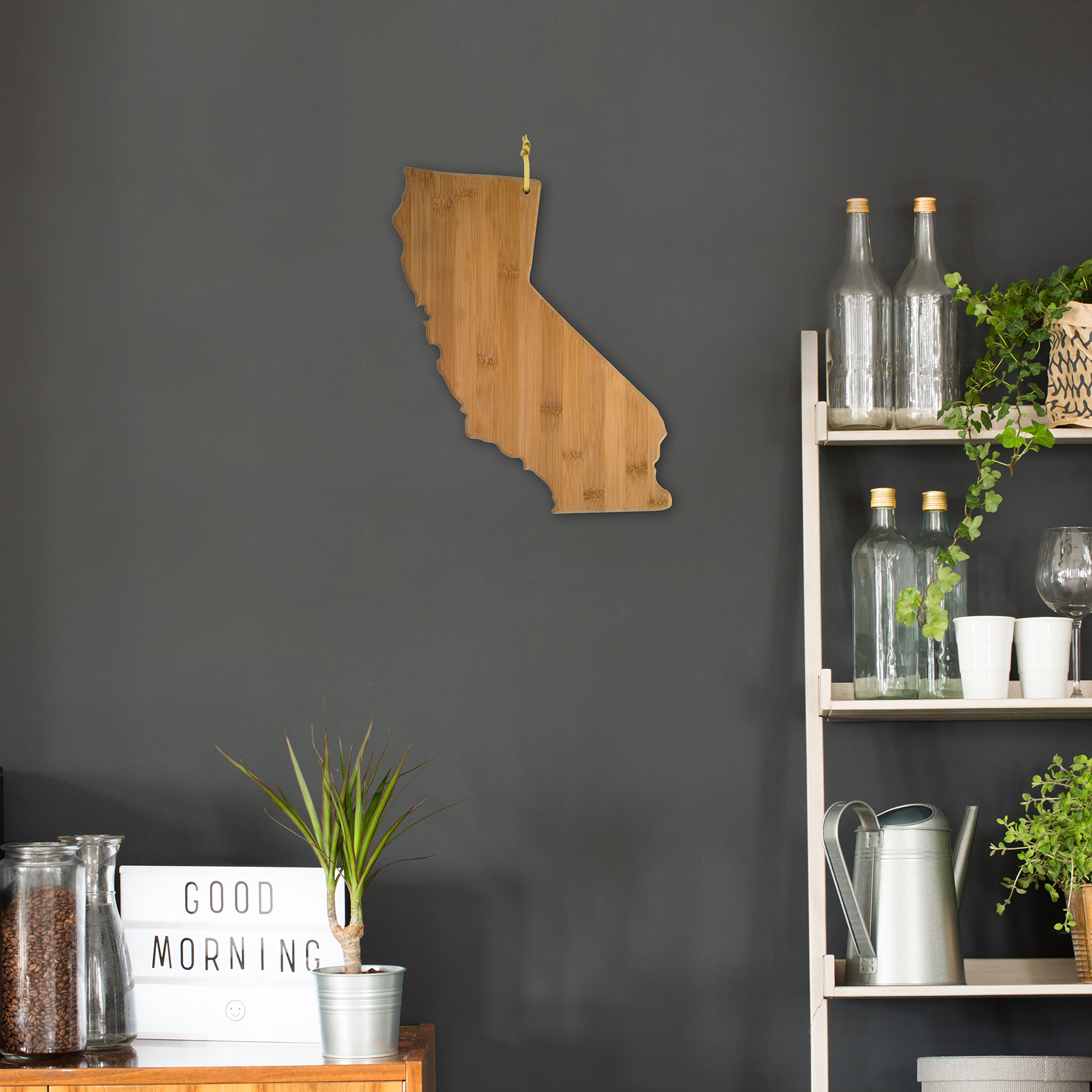 California State Cutting and Serving Board 5