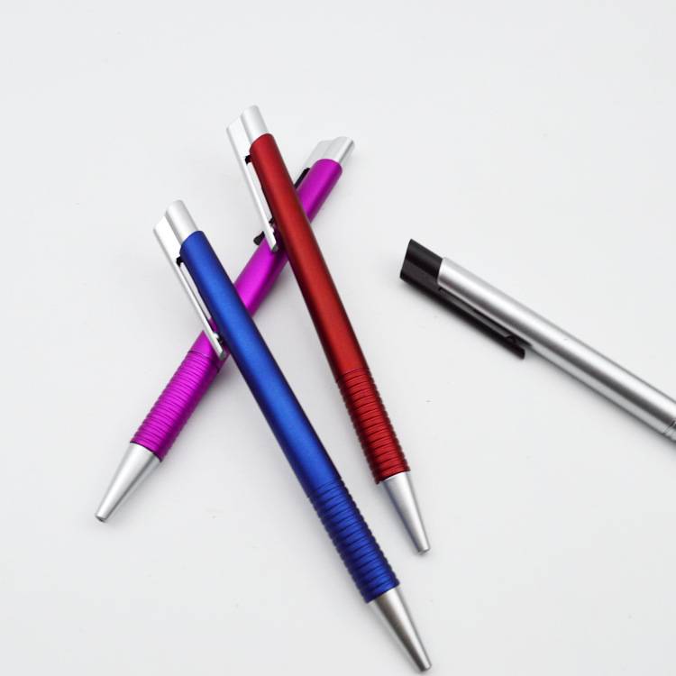 Budget Ballpoint Pens 3